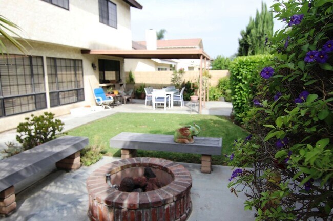 Building Photo - LA PALMA  4BR/2.5BA HOME IN HIGHLY SOUGHT AFTER NEIGHBORHOOD