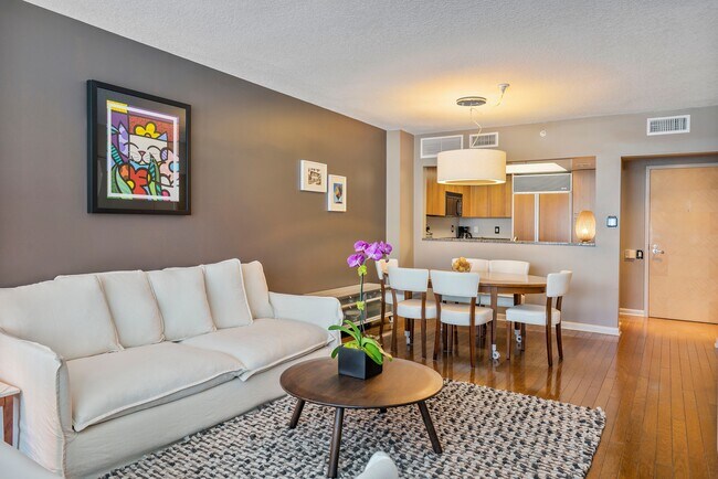 Building Photo - 1500 Ocean Dr