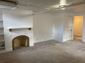 Building Photo - 361 N 8th St