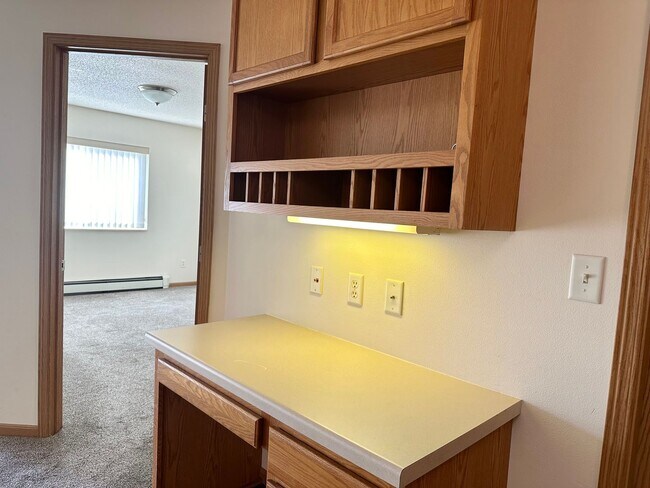 Building Photo - 4431 Calico Dr S