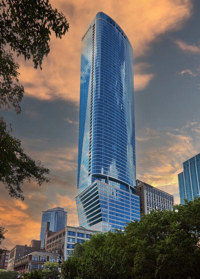 Building Photo - 1006 S Michigan Ave