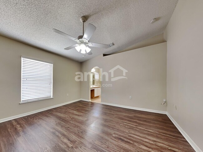 Building Photo - 3416 Lawn Tennis Dr