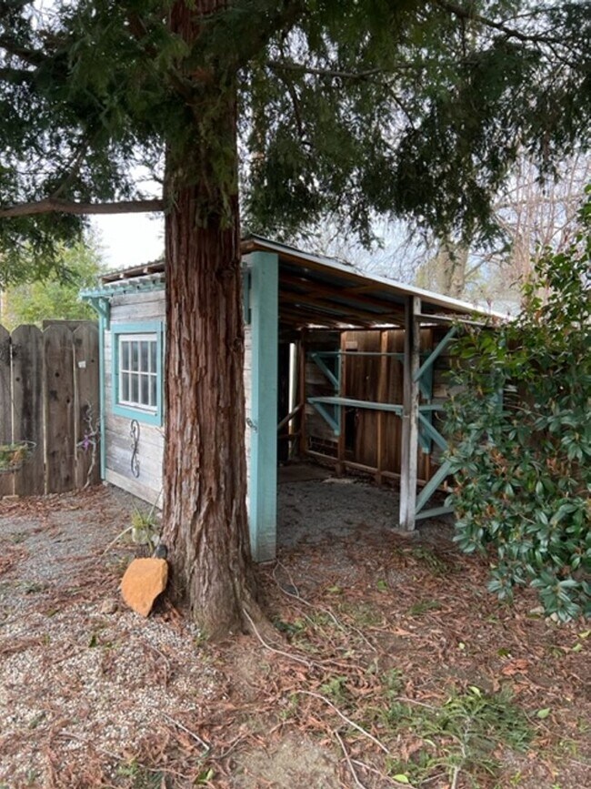 Building Photo - 115 Terrace Dr