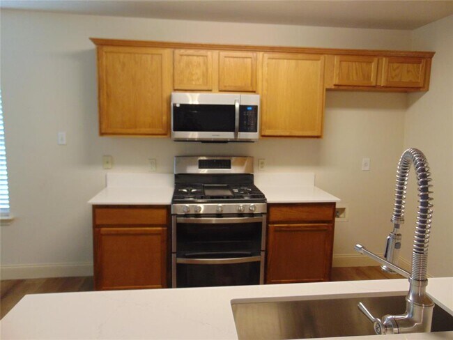 Building Photo - 11611 James B Connolly Ln