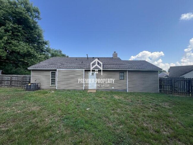 Building Photo - 4301 Brickwood Ln