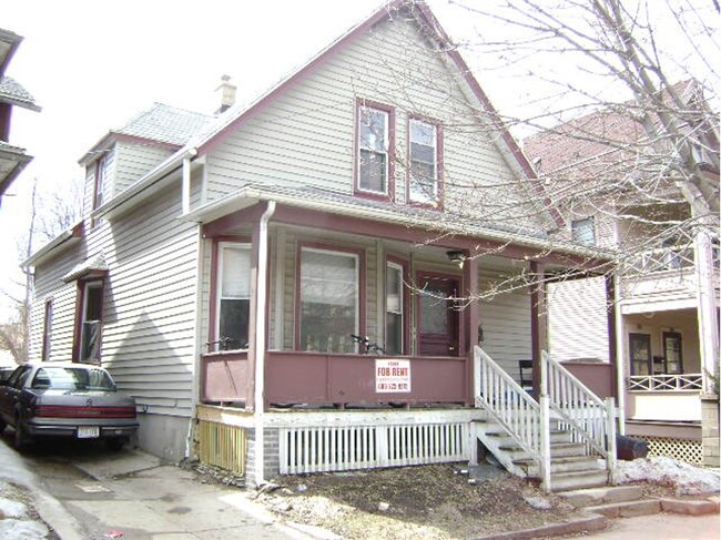 Front of Property - 112 S Bassett St