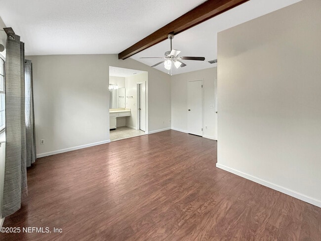 Building Photo - 10879 Cabbage Pond Ct