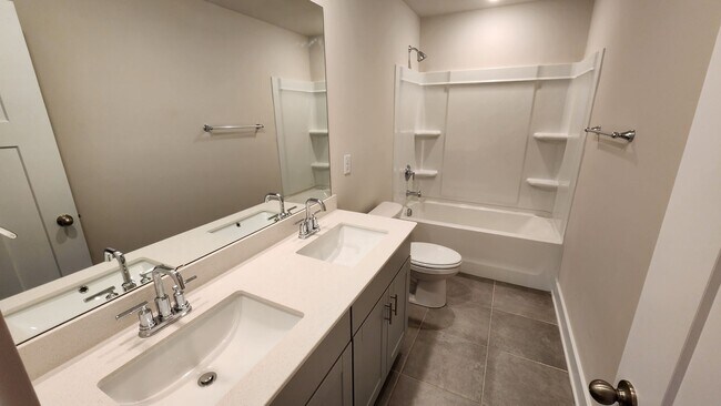 Building Photo - Simpsonville/Greenville- Alston Chase - BR...