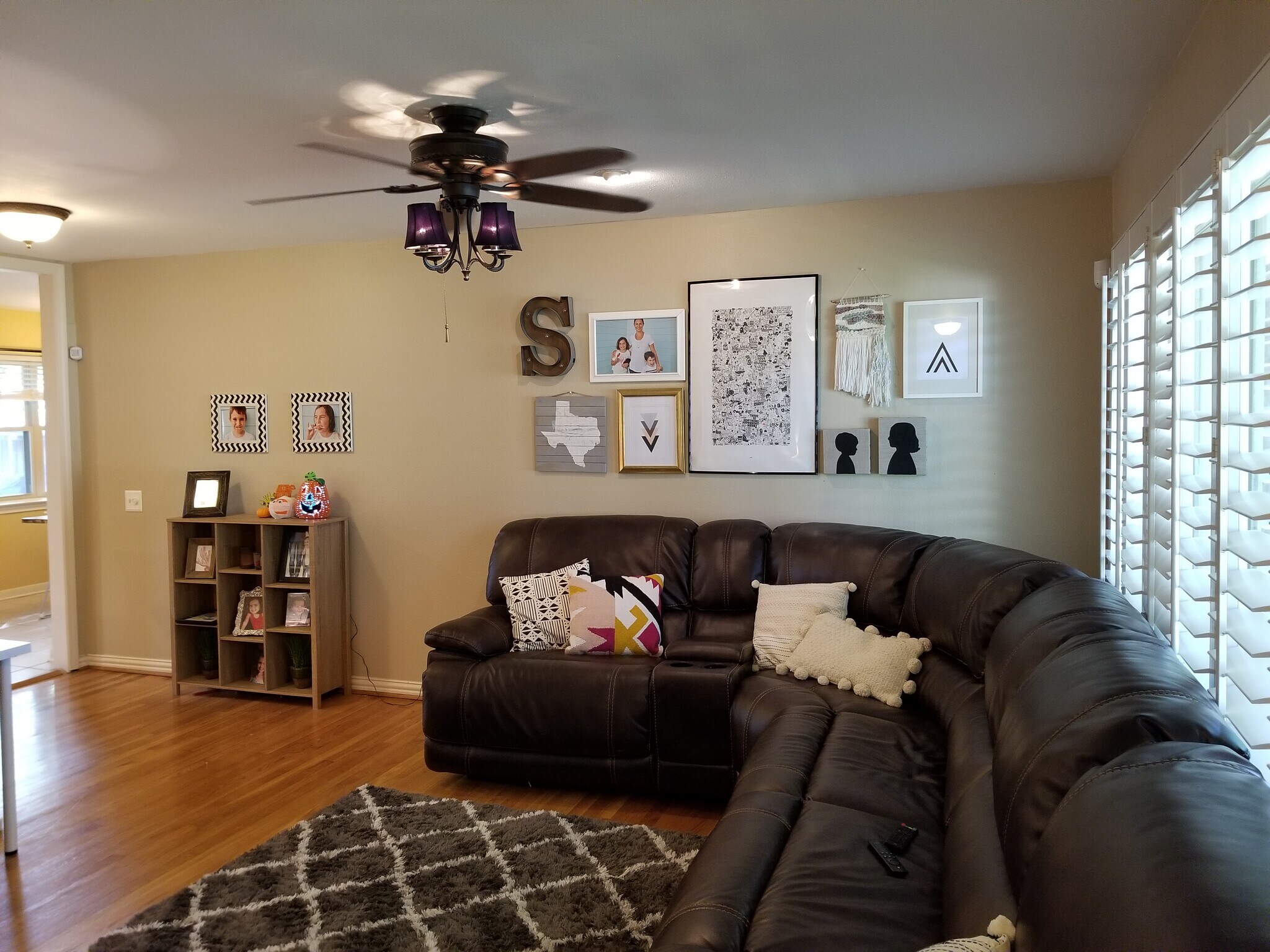 Building Photo - 10454 Lanshire Dr