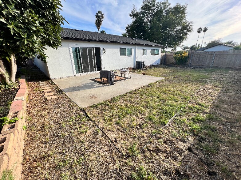 Building Photo - 4908 Stephanie Pl