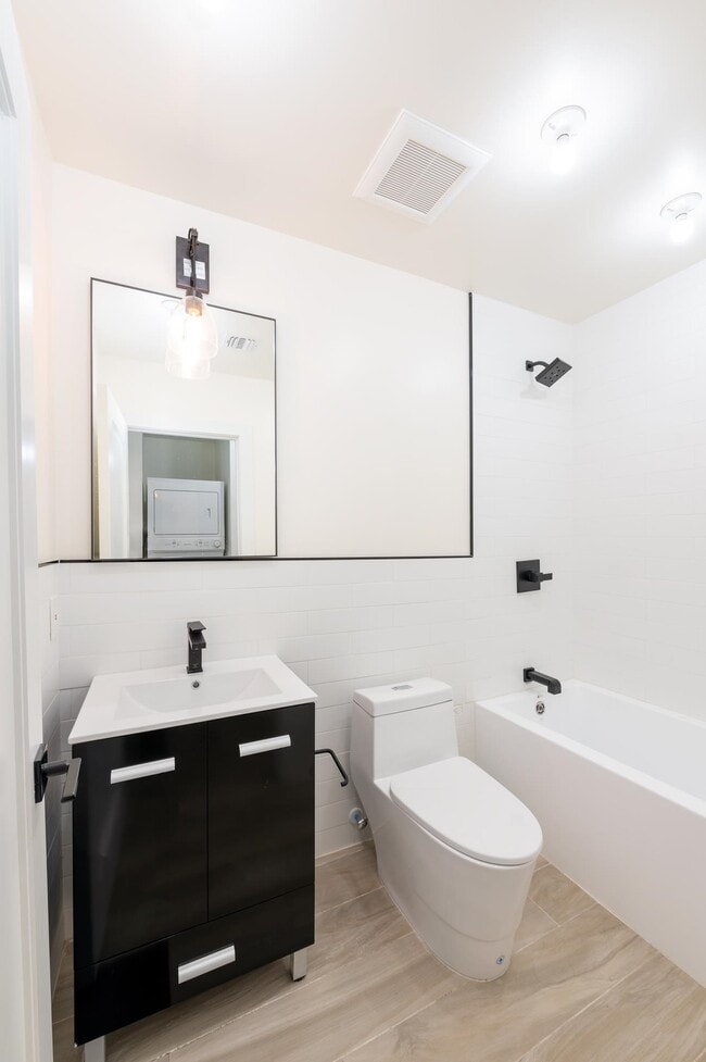 Building Photo - 340 Randolph Ave