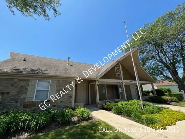 Building Photo - 737 Candleridge Ct