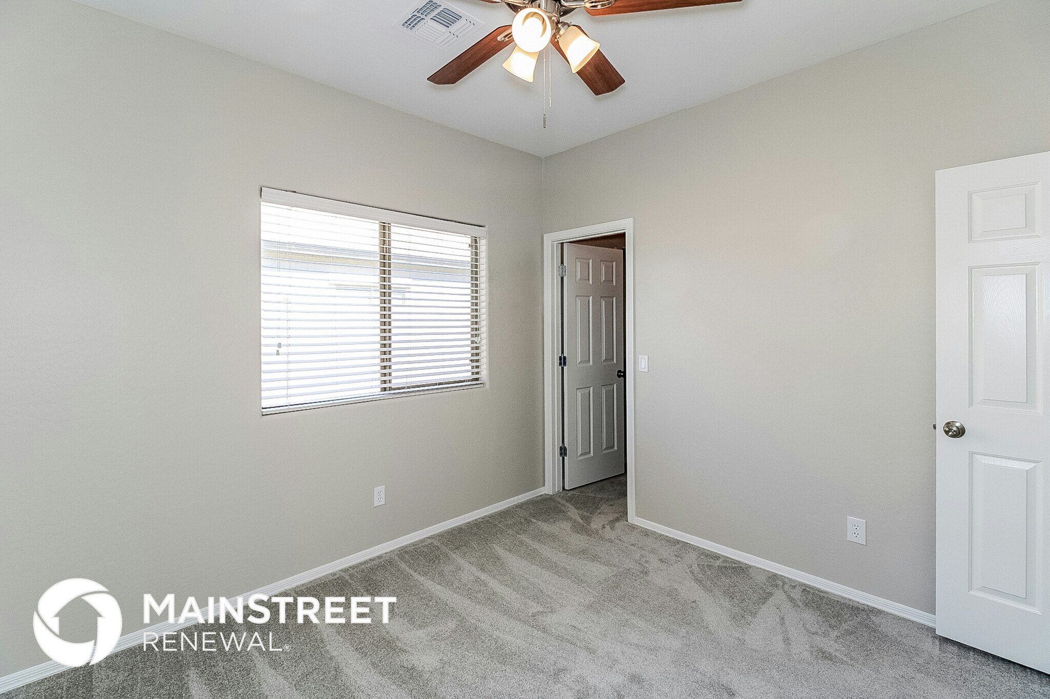 Building Photo - 8738 S 57th Dr