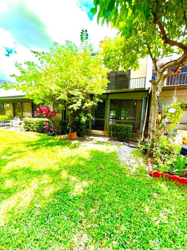 Building Photo - 4807 Esedra Ct
