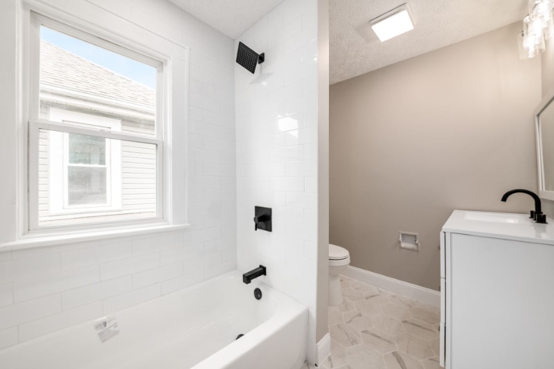 Building Photo - 960 Carpenter St