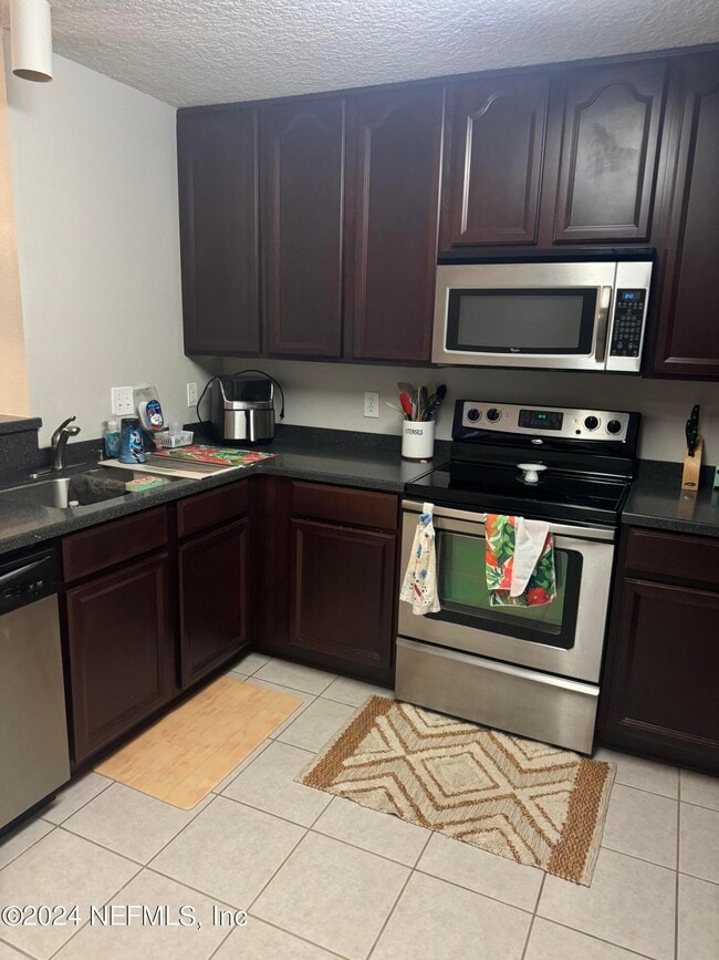 Building Photo - 13856 Herons Landing Way