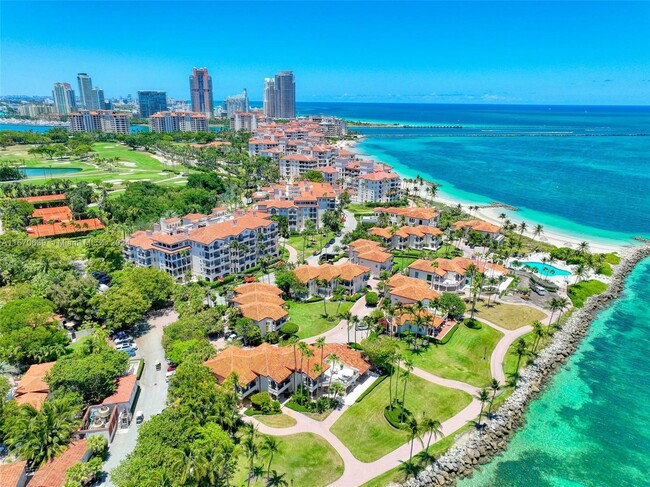 Building Photo - 19144 Fisher Island Dr