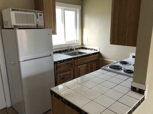 Building Photo - Arco River Properties