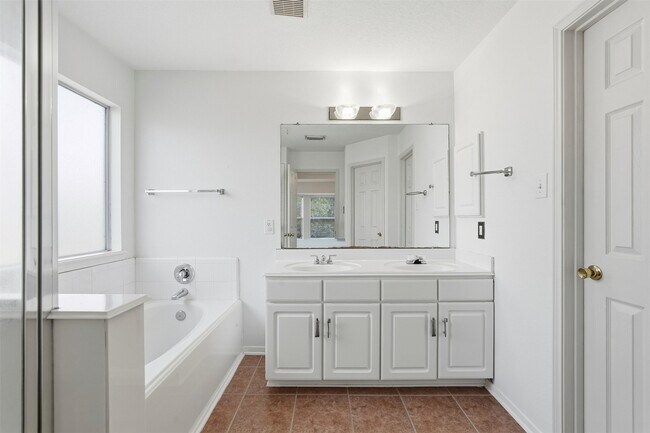 Building Photo - 15330 Day Trip Trail