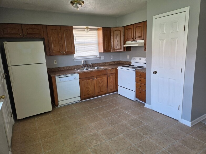 Building Photo - 7903 Arcadia Ln