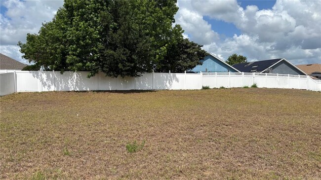 Building Photo - 252 Bramley Ct