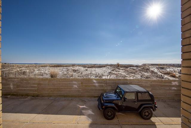 Building Photo - 951 Oceanfront