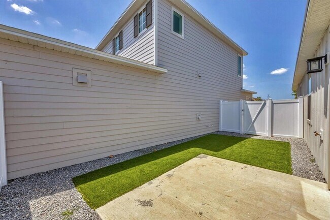 Building Photo - 11349 Whistler Trl