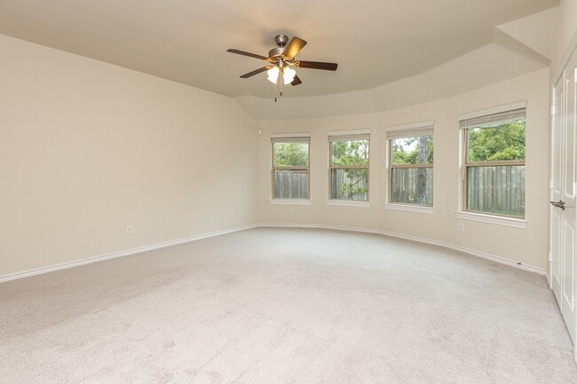 Building Photo - 11 Pioneer Canyon Pl