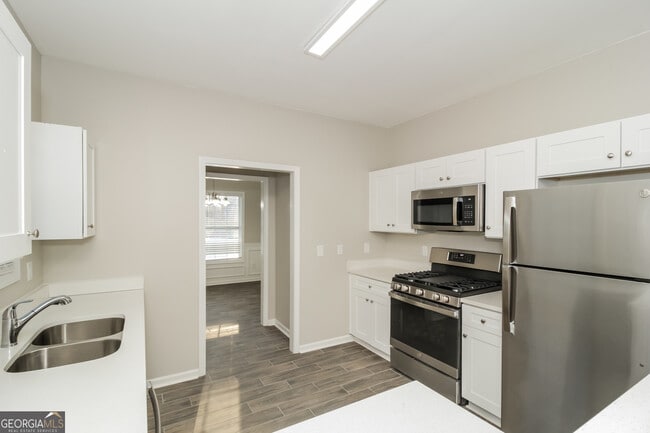 Building Photo - 4090 Brightmore Dr