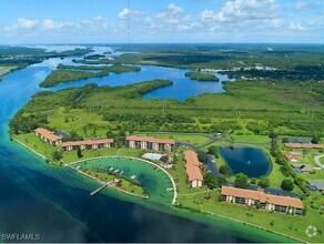 Building Photo - 16000 Bay Pointe Blvd