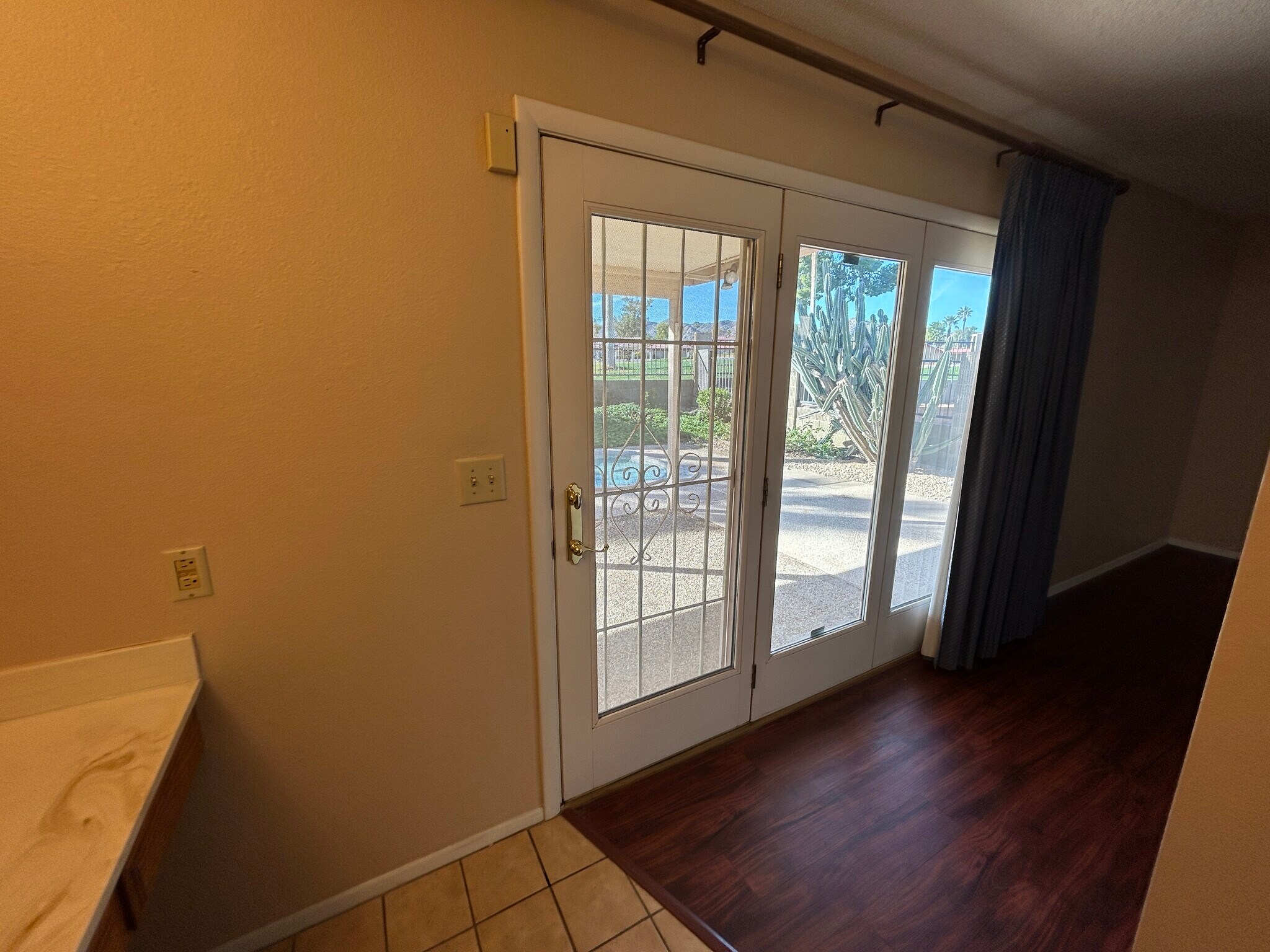 Building Photo - 12138 S Tomi Dr