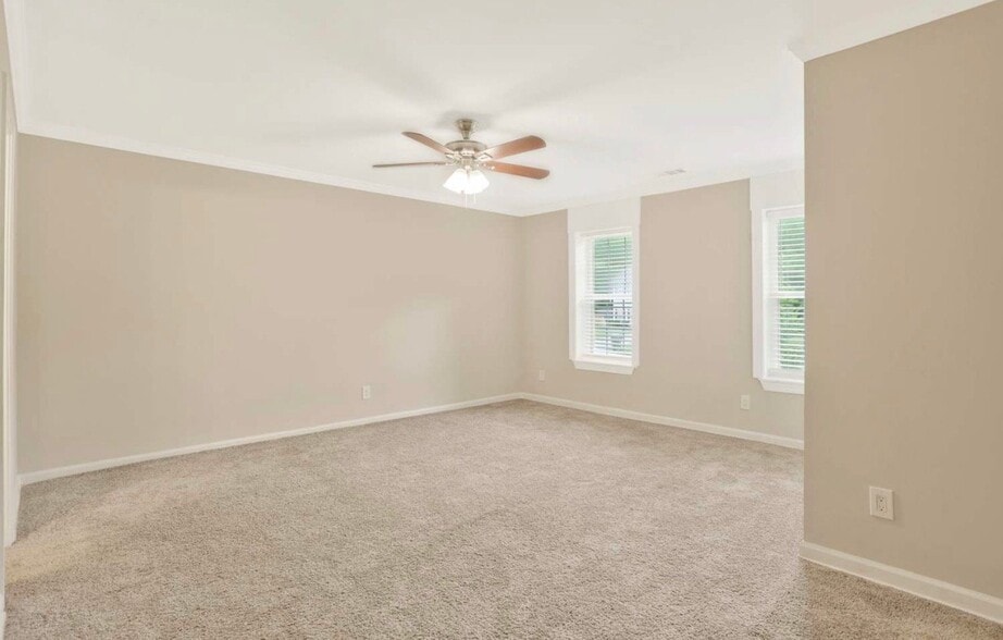 Building Photo - 4009 Melvin Dr SW