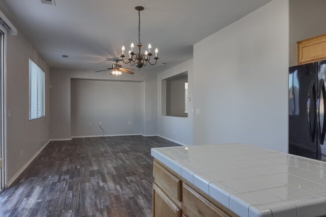 Building Photo - 9222 Cazador St