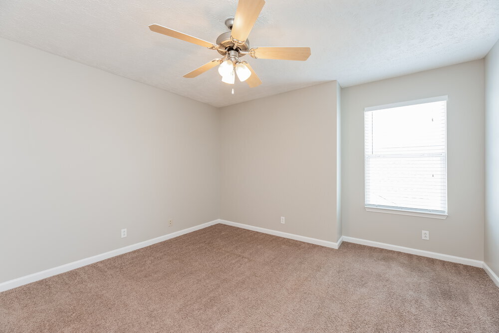 Building Photo - 1611 St Andrews Dr