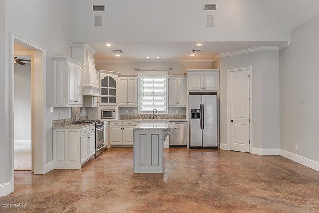 Building Photo - 500 Elysian Fields Dr