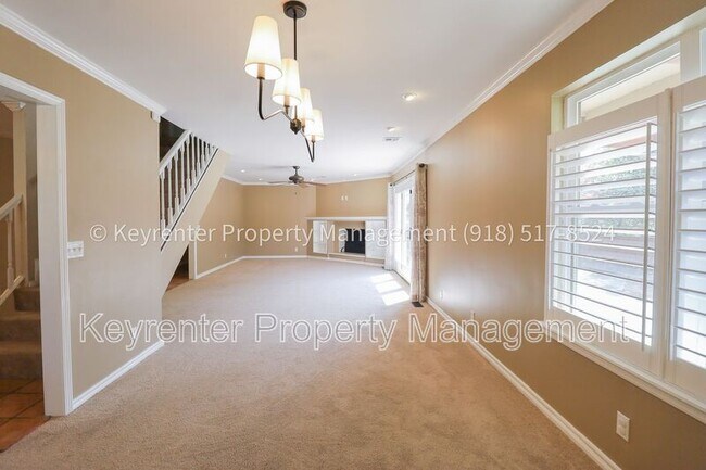 Building Photo - 3702 E 85th Pl