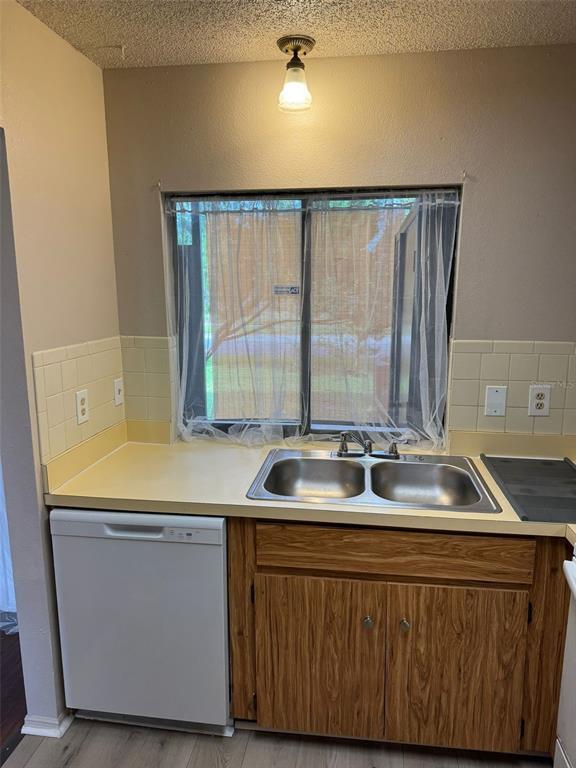Building Photo - 8563 Pilgrim Ct
