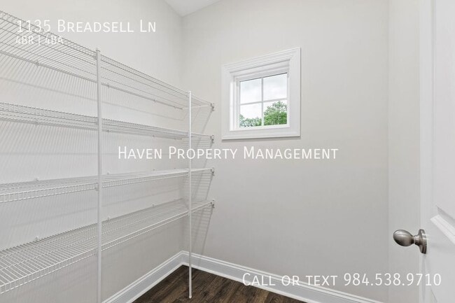 Building Photo - 1135 Breadsell Ln