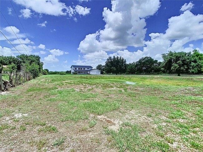 Building Photo - 4015 N Rye Rd