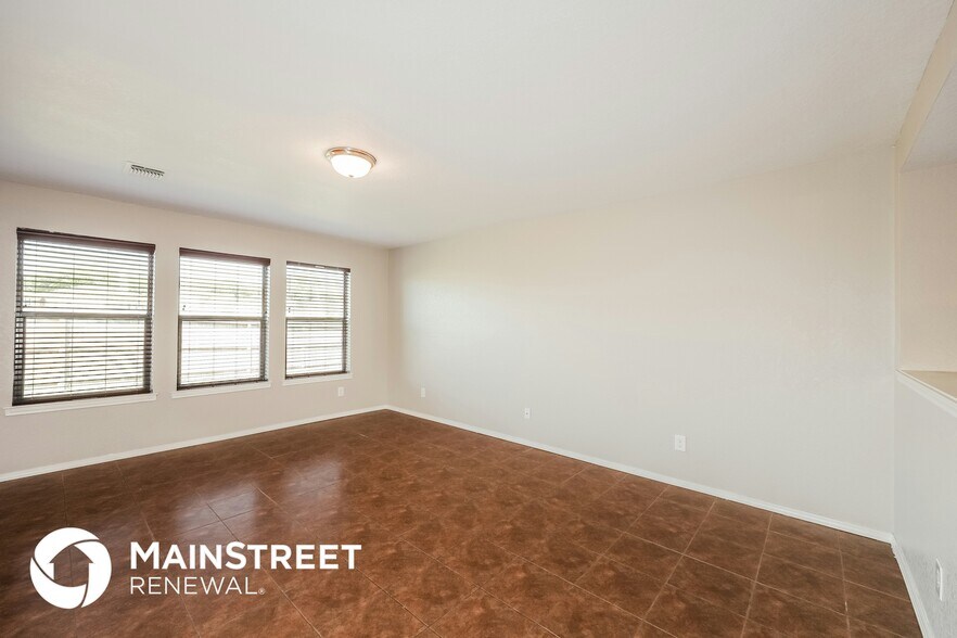 Building Photo - 9750 Hawk Elm