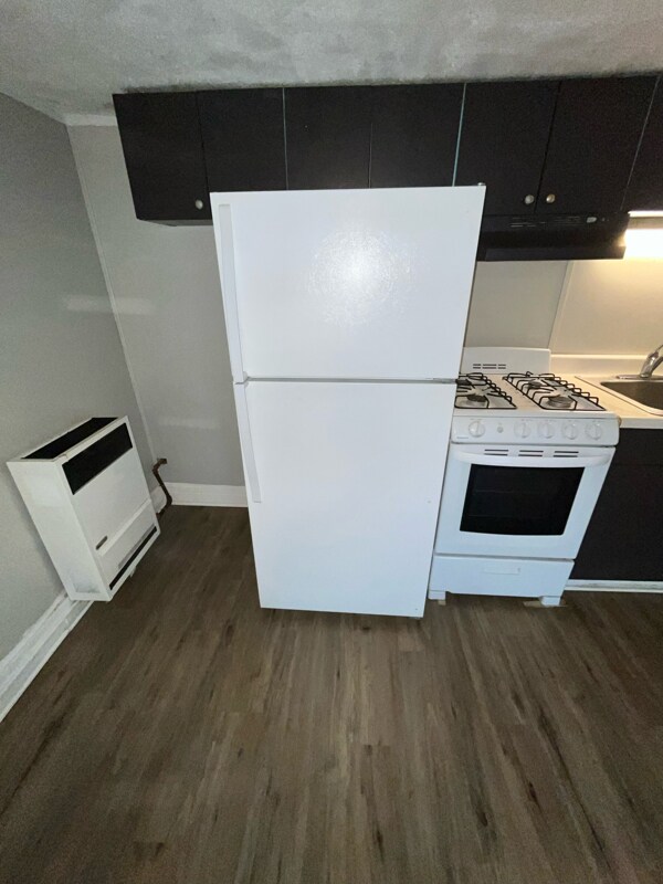 Building Photo - 89 N Main St