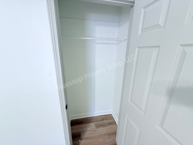 Building Photo - 3BR/3BA For Rent Short Term