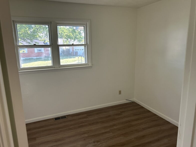 Building Photo - 115 Salter Rd