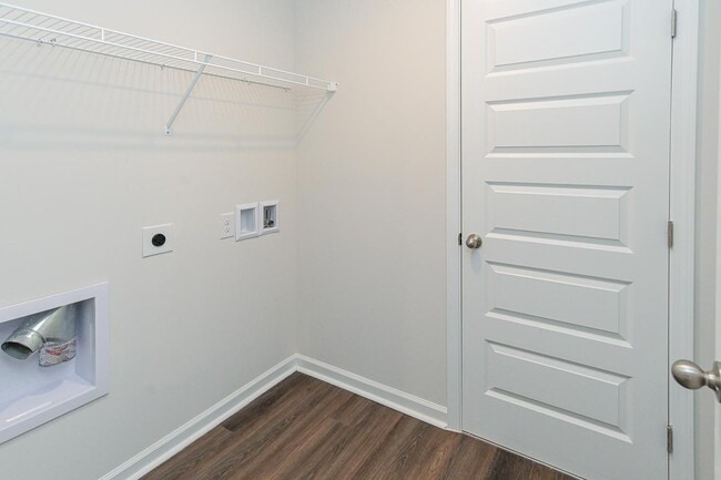 Building Photo - 130 Nettle Leaf Dr