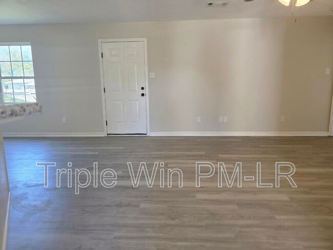 Building Photo - 1613 Moon Rd