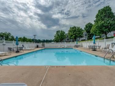 Building Photo - 3040 Winterberry Dr