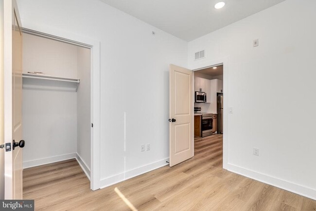 Building Photo - 1634 W Susquehanna Ave