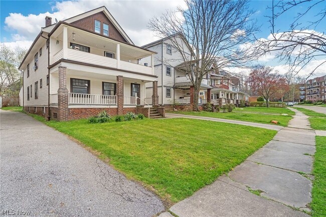 Building Photo - 1695 Glenmont Rd