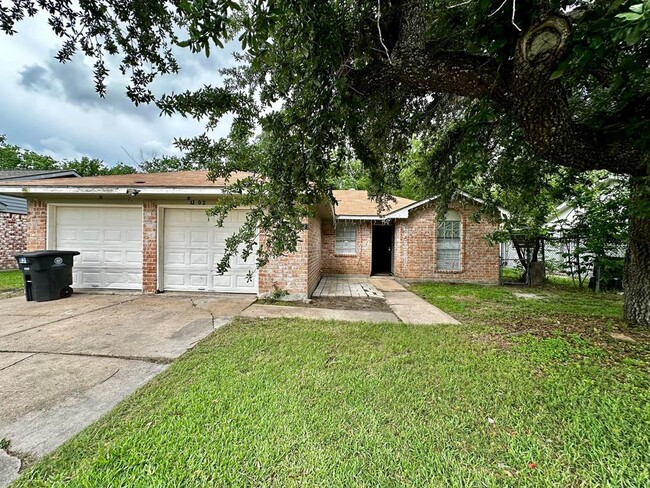 Primary Photo - 11802 Murr Way