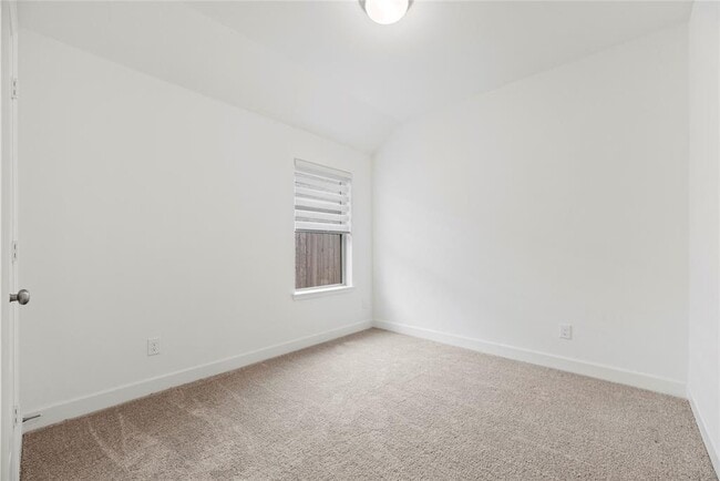 Building Photo - 29411 Mesquite Oaks Dr